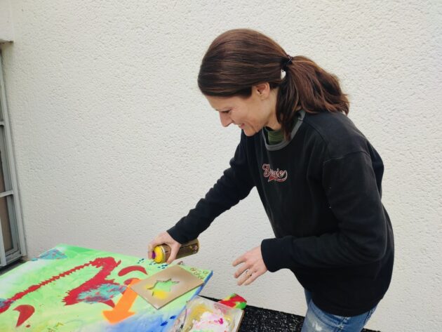 Happy colors - erschaffe dein eigenes Kunstwerk ganz ohne Kreativitätsduck am 30.8.25 – Bild 2